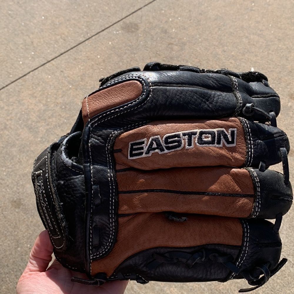 Easton Leather Baseball Glove 12”‎ Pattern TS12 Left handed Mit - Picture 2 of 7